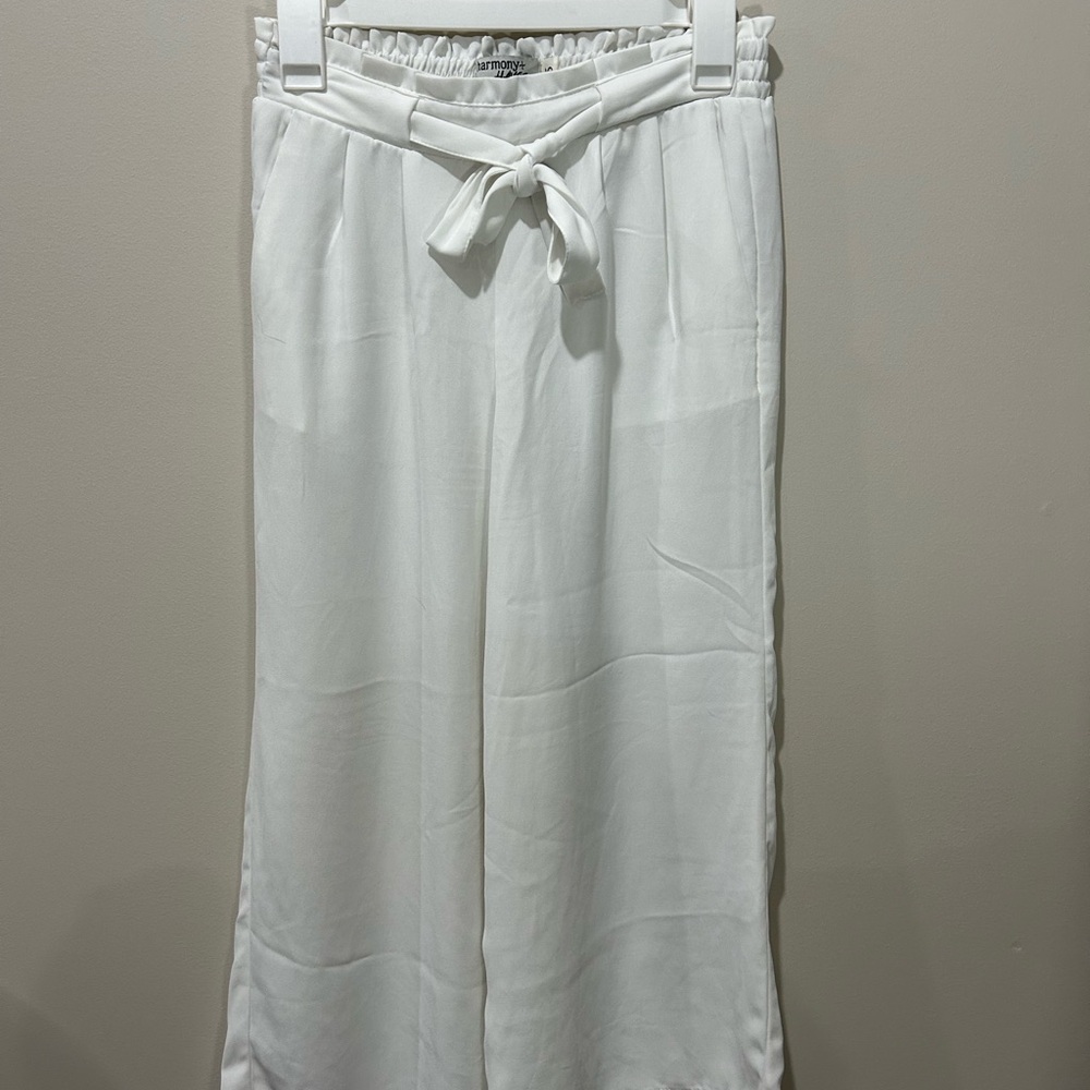 Elegant White Tie-Waist Cropped Pants